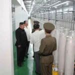 Nuklir Korea Utara Kim Jong-Un Tinjau Pengayaan Uranium