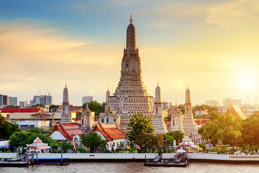 Solo Traveling Rekomendasi Wisata di Beberapa Negara