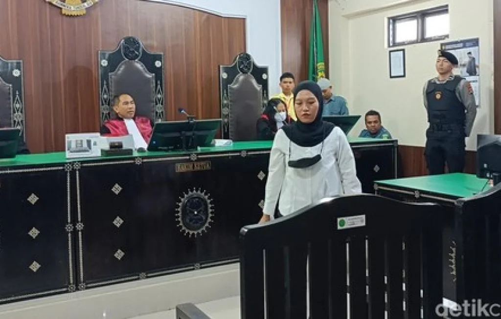 Briptu Rizka Minta Uang